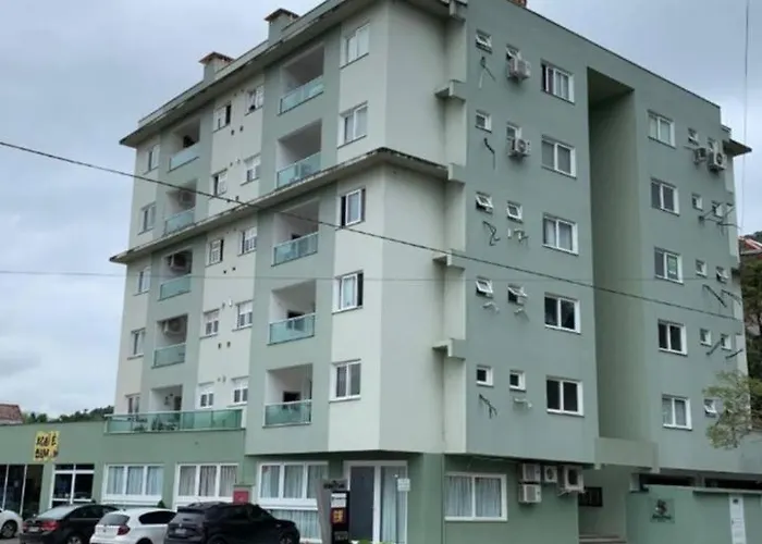 Apartamento Familiar No Centro De Pomerode.